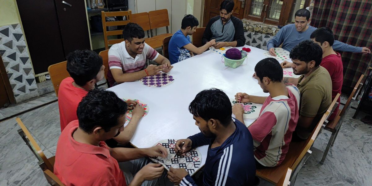 Skilled artisans at a Nirantar Prayas workshop